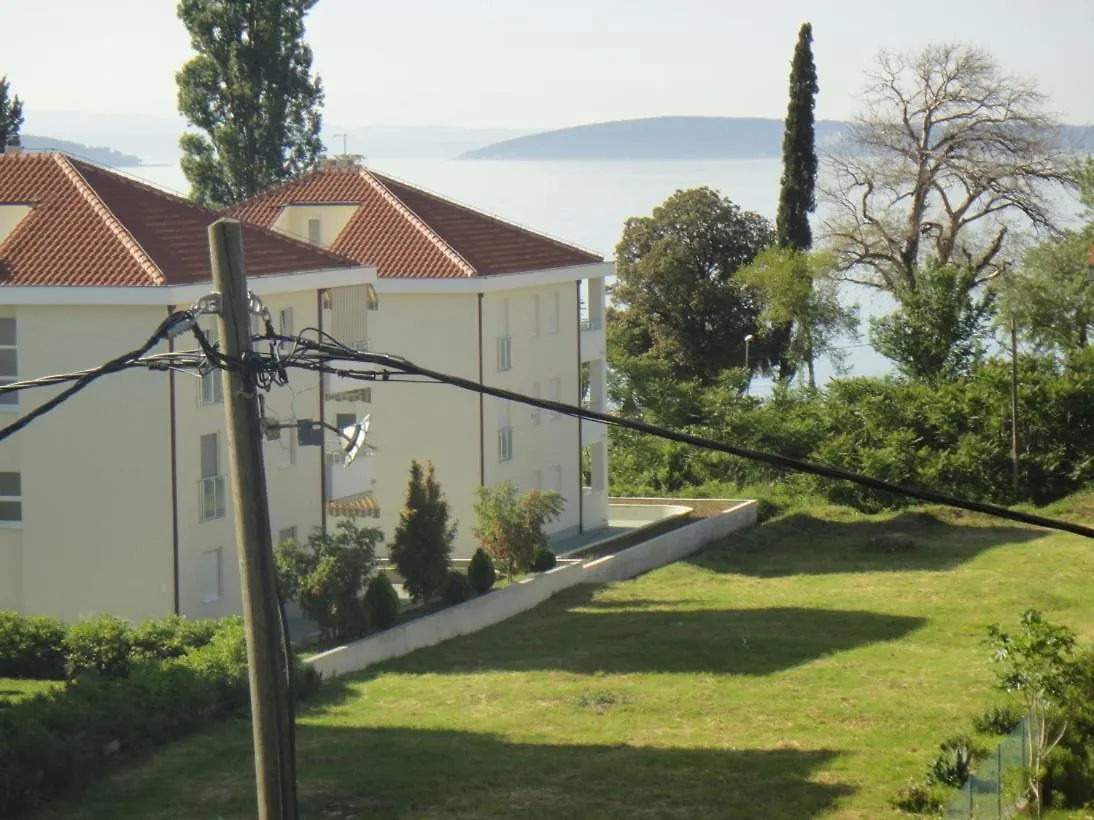 Apartments Roko Kaštela
