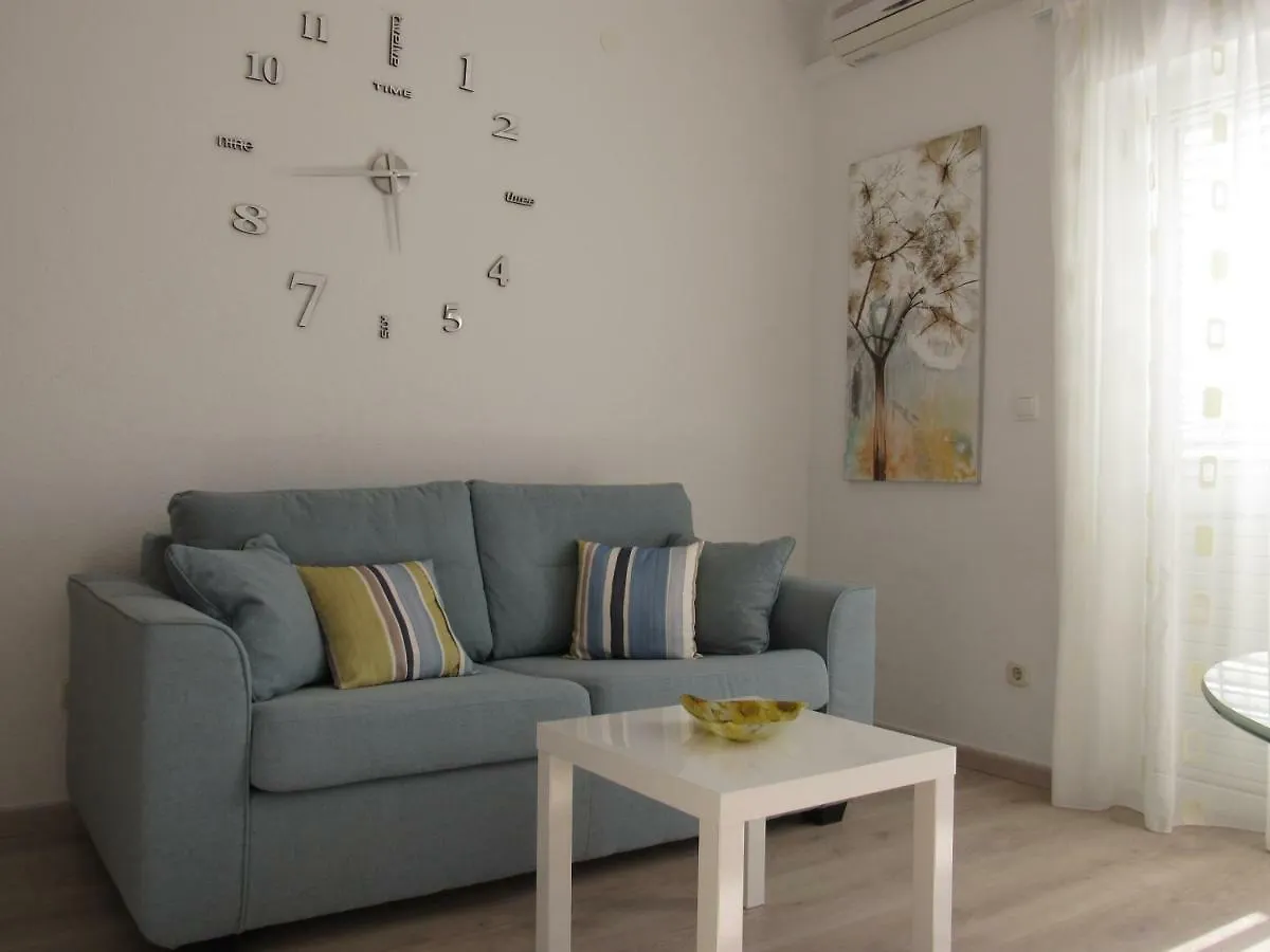 Apartments Roko Kaštela 0*,